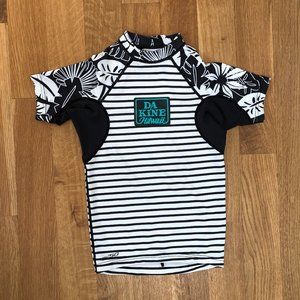 Girls Dakine rashguard, size 6